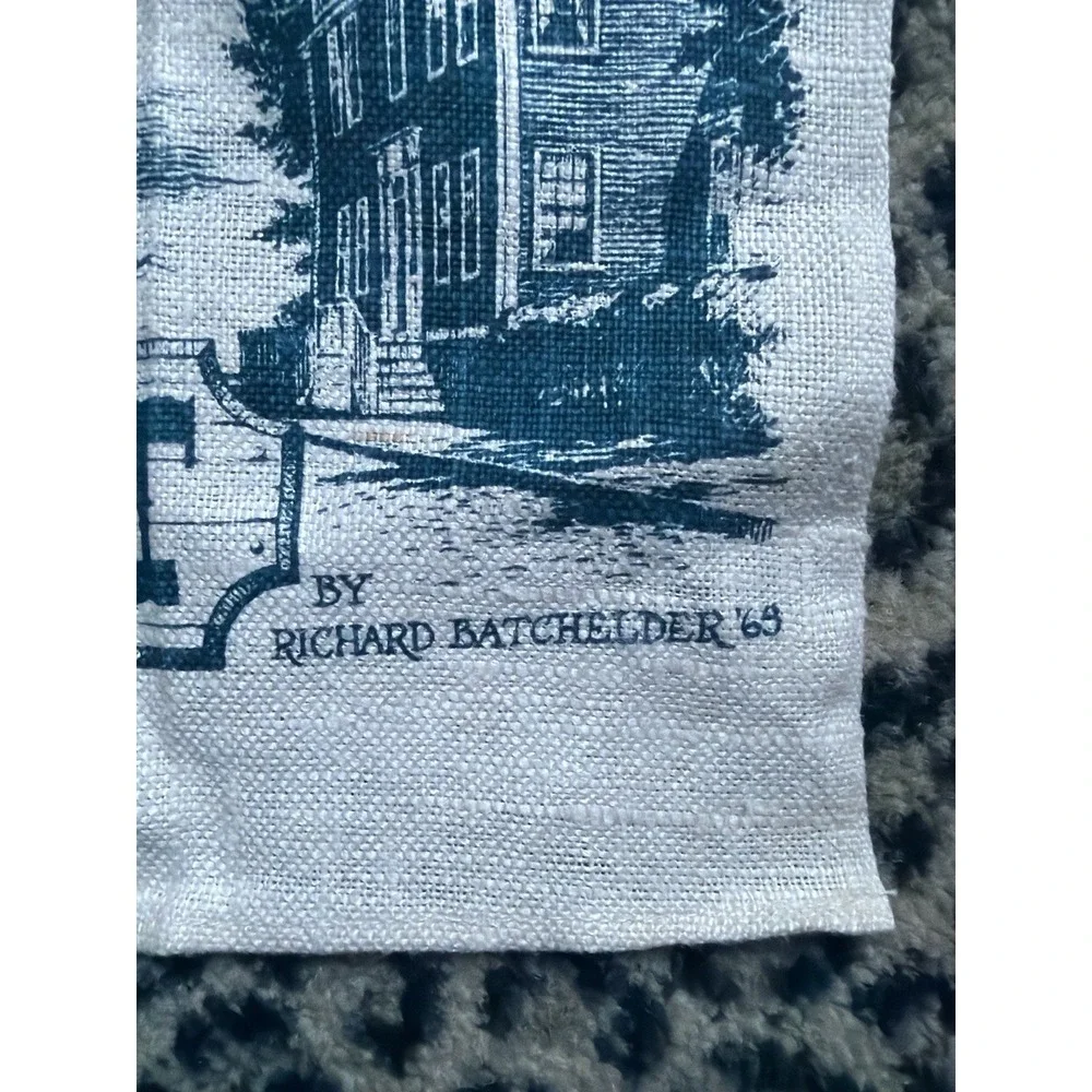 Nantucket Souvenir Linen‎ Tea Towel Blue White Lighthouse Map 1965 VTG Wall Art